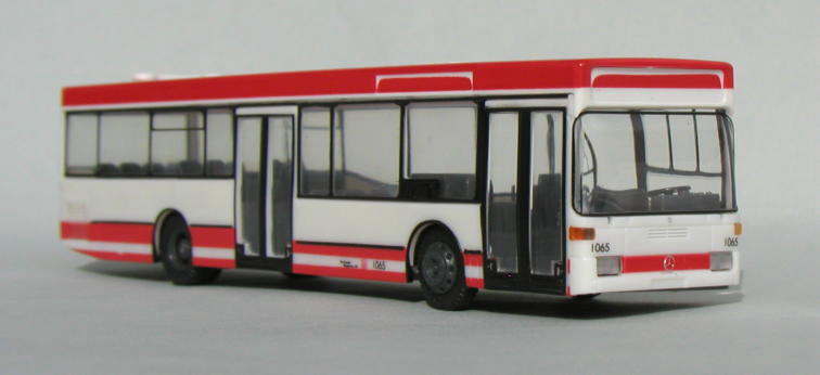 Modell S15:   MB Solobus - Dortmunder Stadtwerke - ohne Werbung